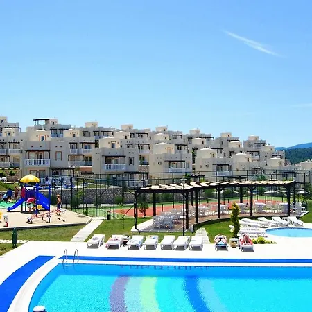 Evoteli Group Turquoise 3+1 Ozel Havuzlu * Bogazici